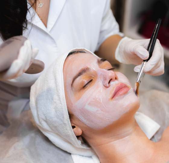 foto proceso limpieza facial